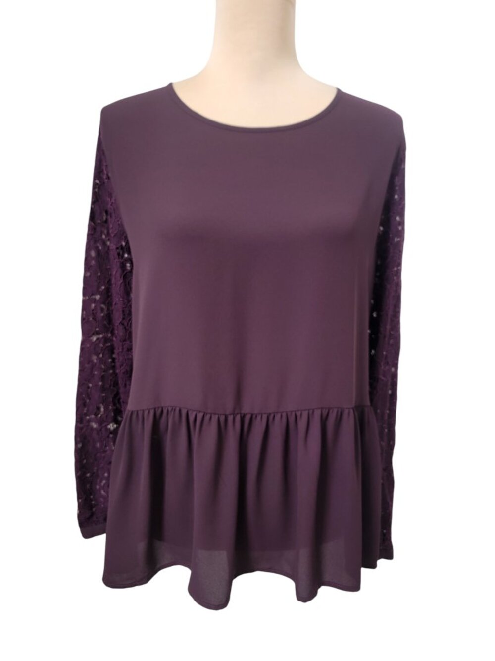 LOFT Size M Deep Plum Feminine Blouse with Long Lace Sleeves and Ruffled Hem